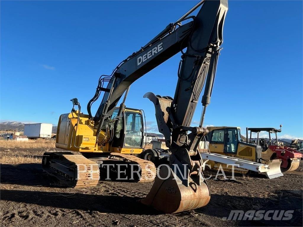 John Deere & CO. 245GLC 履带挖掘机