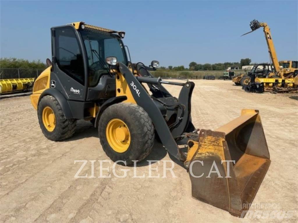 John Deere & CO. 304L 轮式装载机