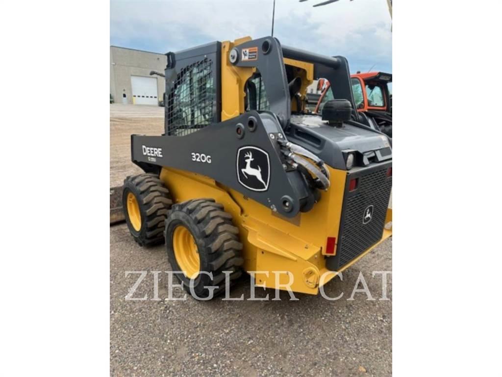 John Deere & CO. 320G 滑移装载机