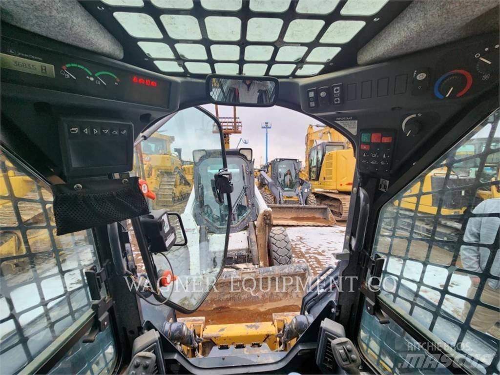 John Deere & CO. 324G 滑移装载机
