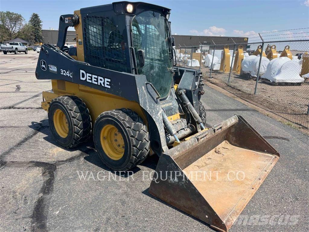 John Deere & CO. 324G 滑移装载机