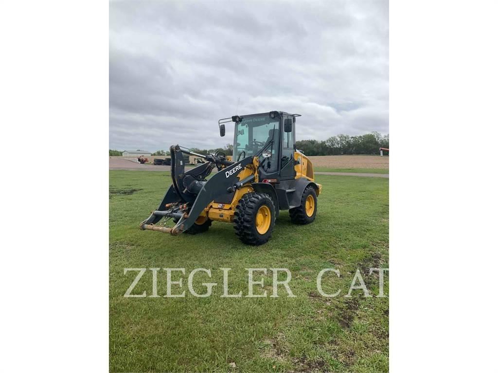 John Deere & CO. 324L 轮式装载机