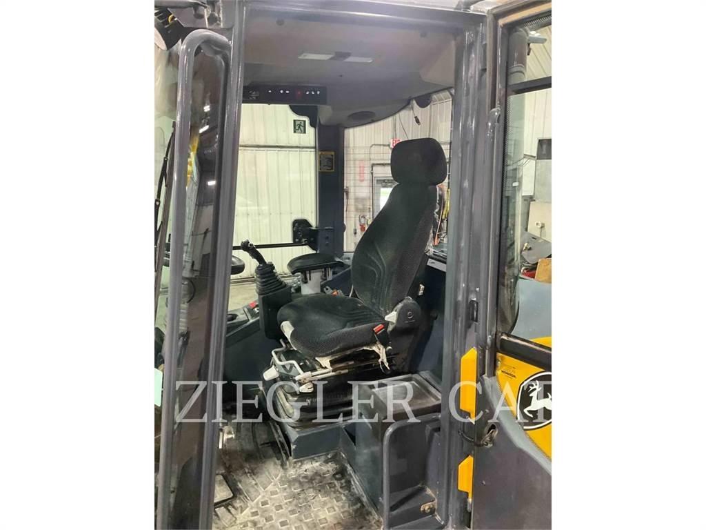John Deere & CO. 324L 轮式装载机