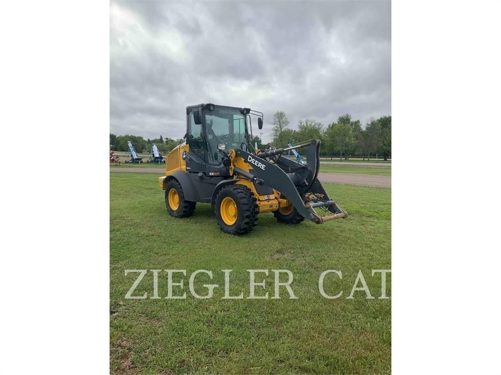 John Deere & CO. 324L 轮式装载机