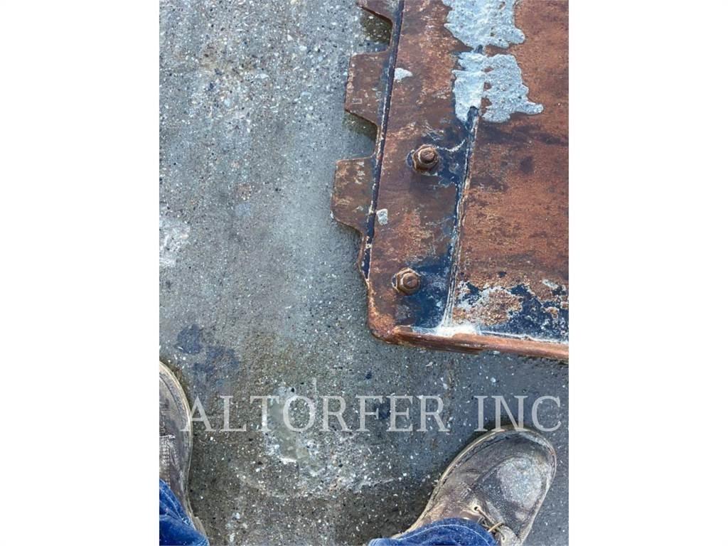 John Deere & CO. 325G 滑移装载机