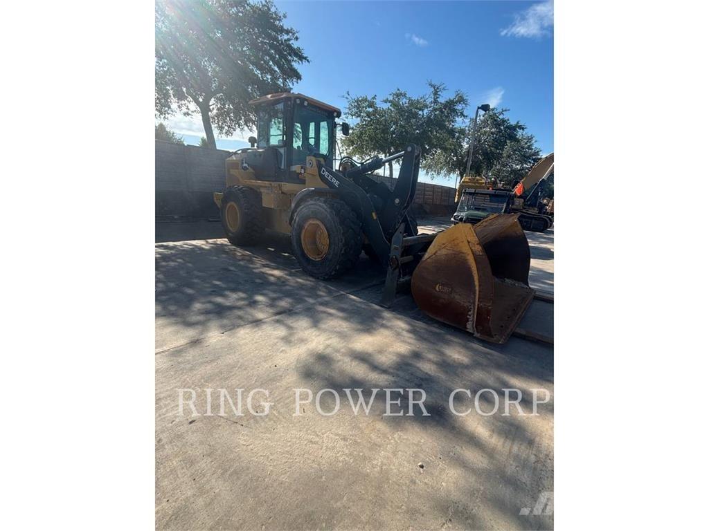 John Deere & CO. 544L 轮式装载机