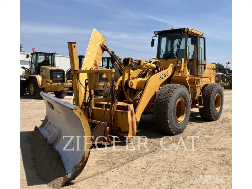 John Deere & CO. 624E 轮式装载机