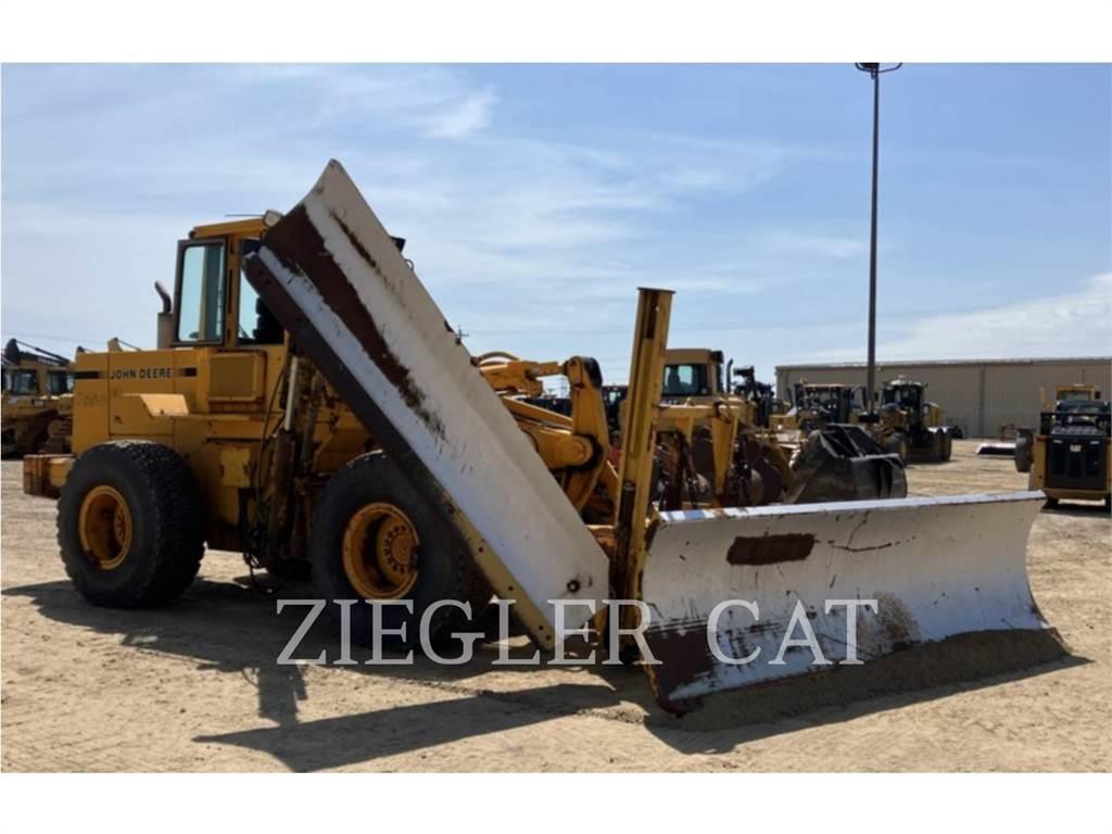 John Deere & CO. 624E 轮式装载机