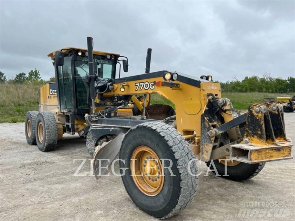 John Deere & CO. 770 G 平地机/推土机