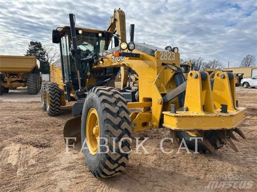 John Deere & CO. 770G 平地机/推土机