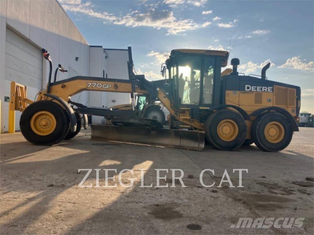 John Deere & CO. 770GP 平地机/推土机