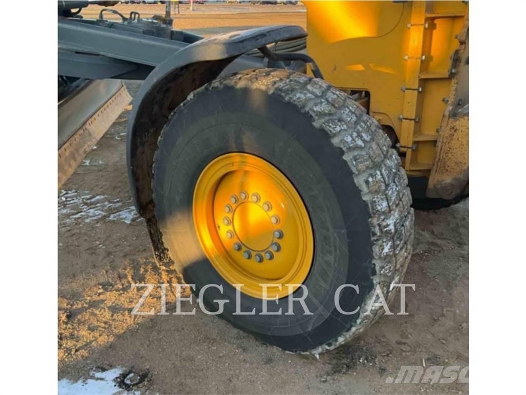 John Deere & CO. 772G 平地机/推土机