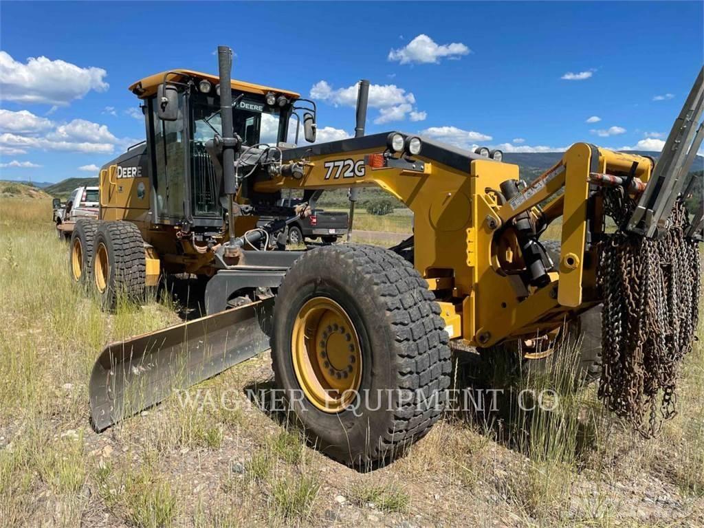 John Deere & CO. 772G AWD 平地机/推土机