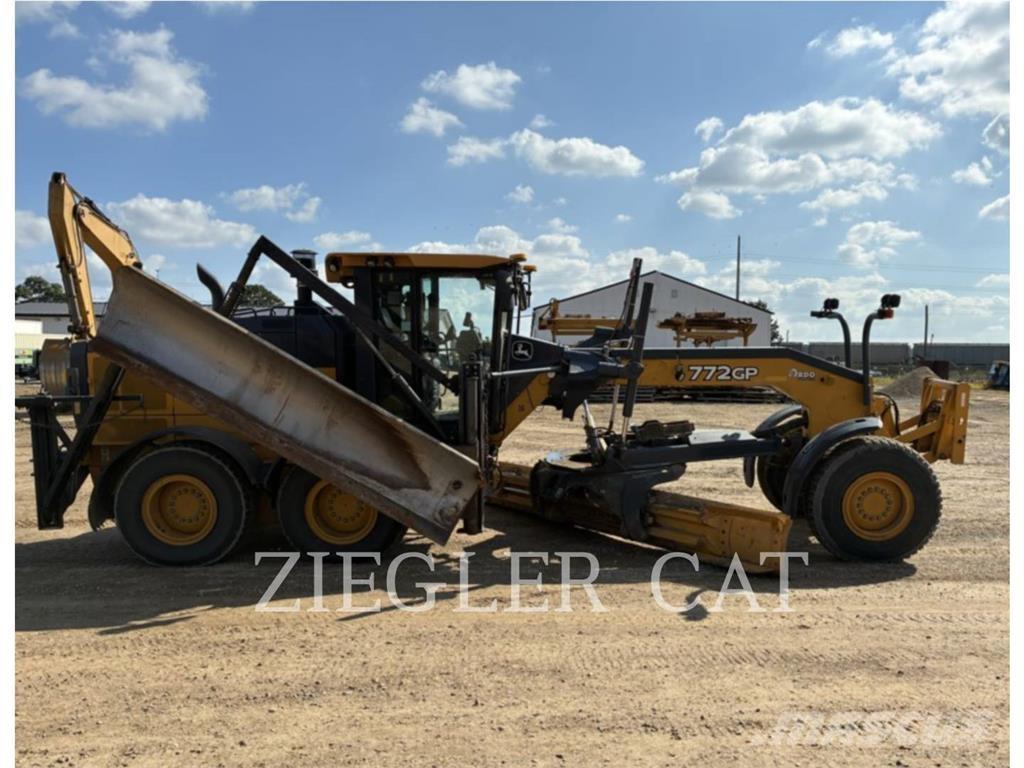John Deere & CO. 772GP 平地机/推土机