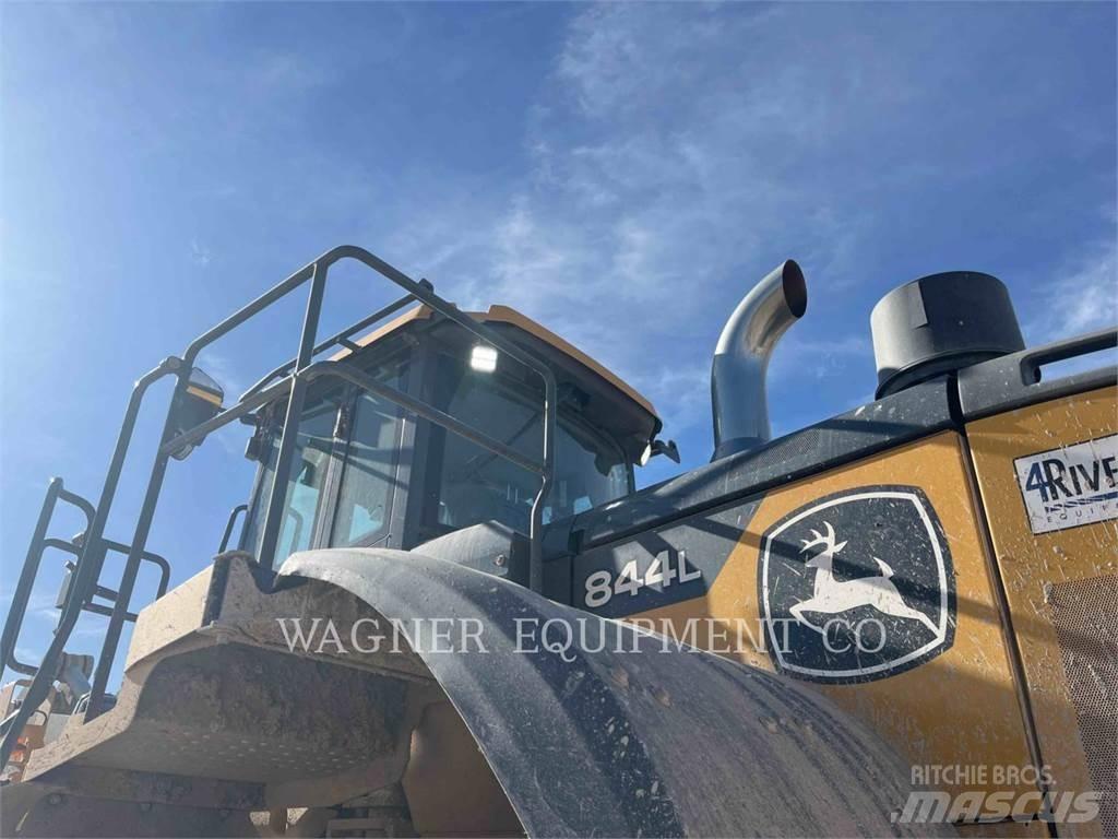 John Deere & CO. 844L AG 轮式装载机