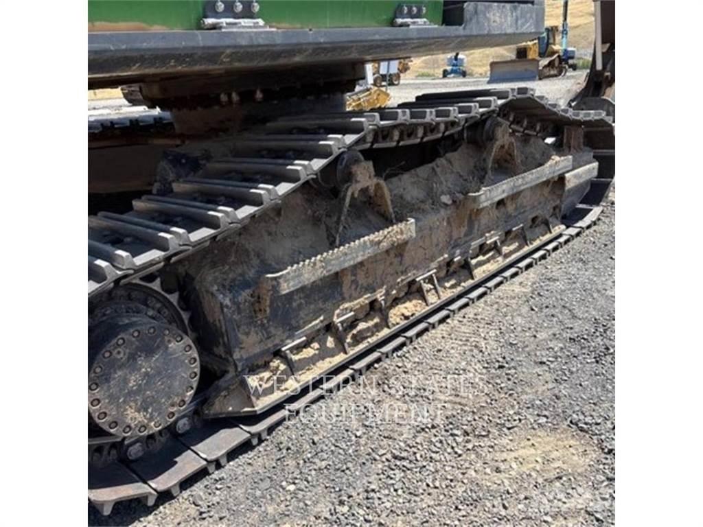 John Deere & CO. JD 3156G 林业拖拉机