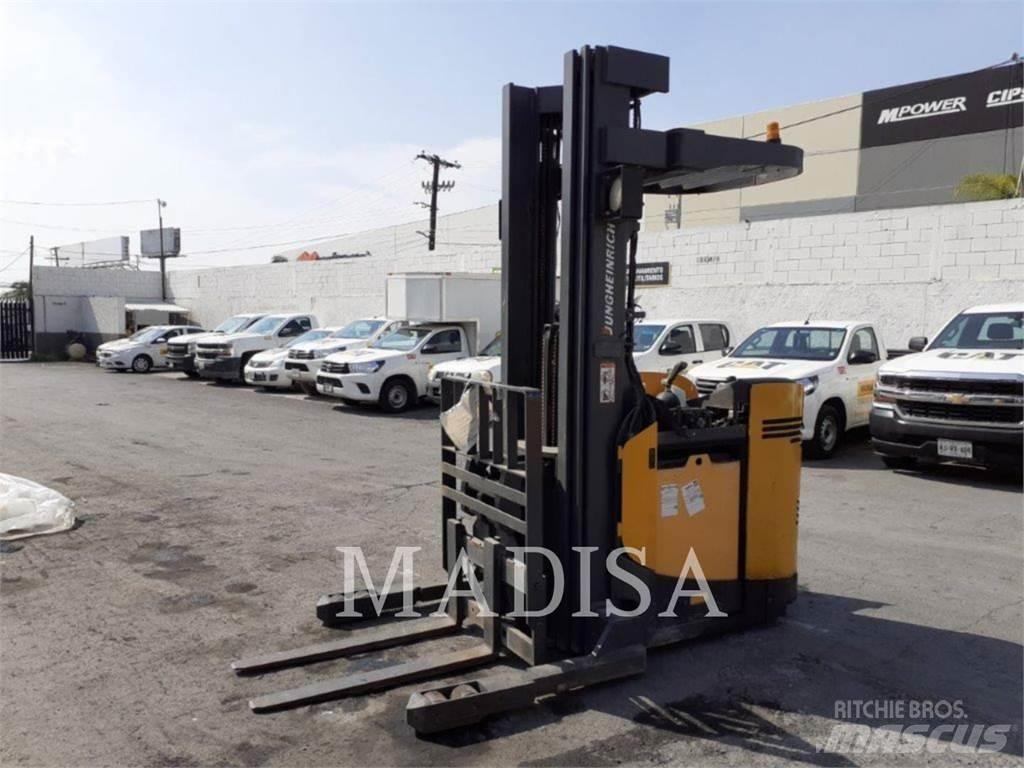 Jungheinrich ETR 230D 电动叉车