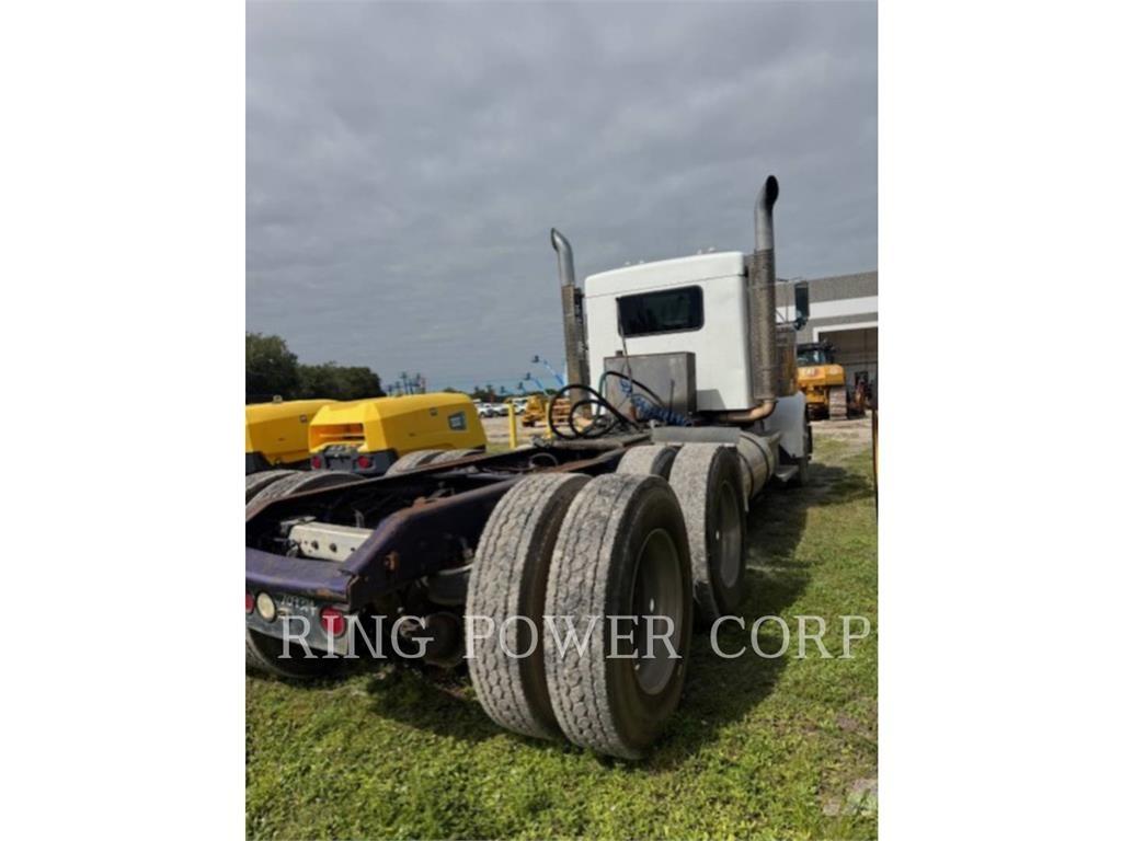 Kenworth W900S 其他货车