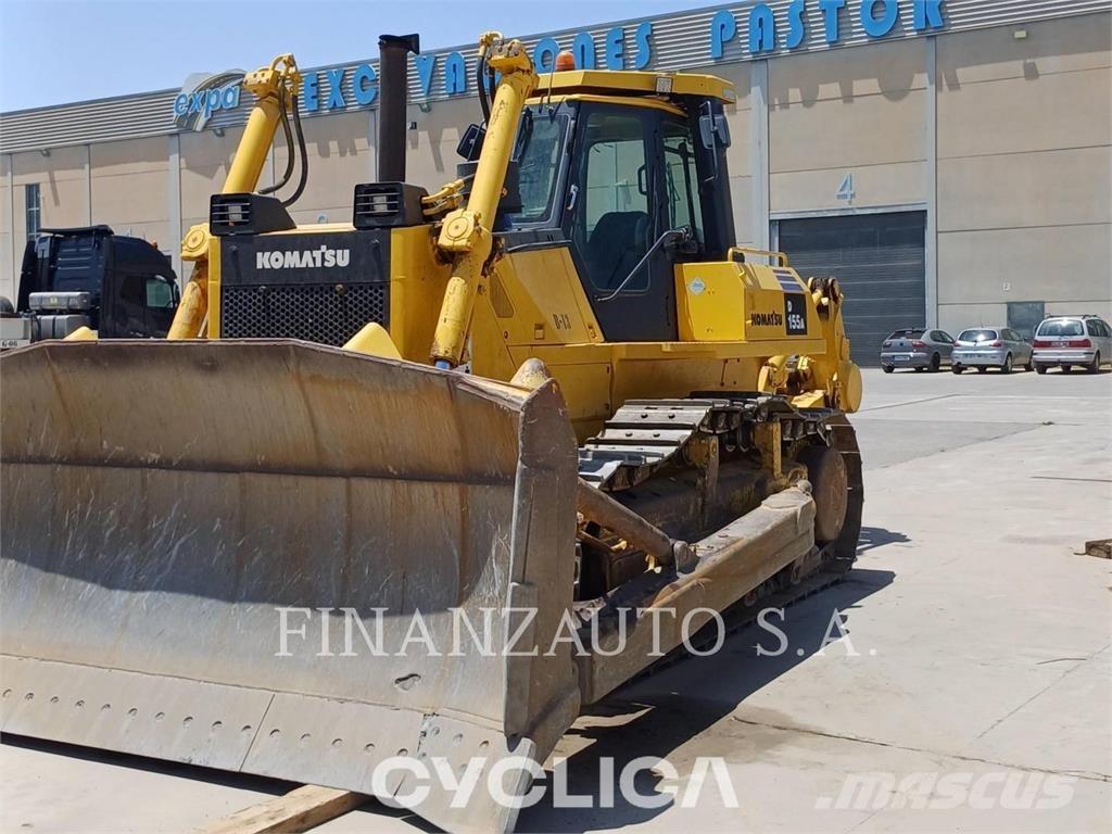 Komatsu D155 履带式推土机