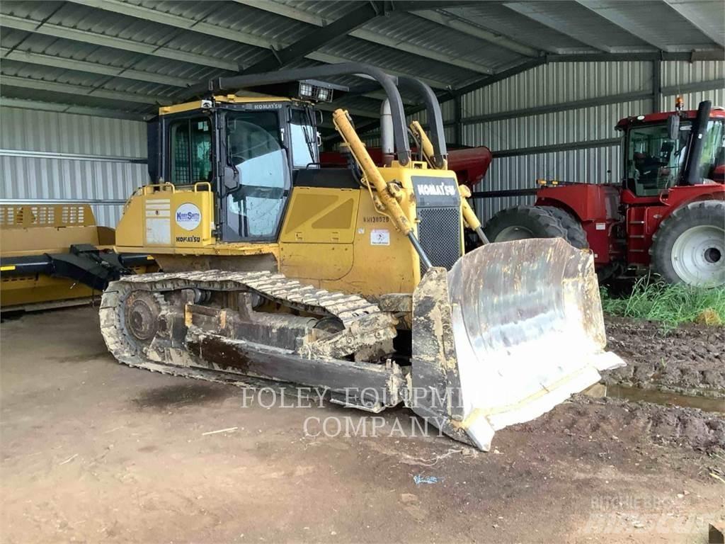 Komatsu D65EX17 履带式推土机