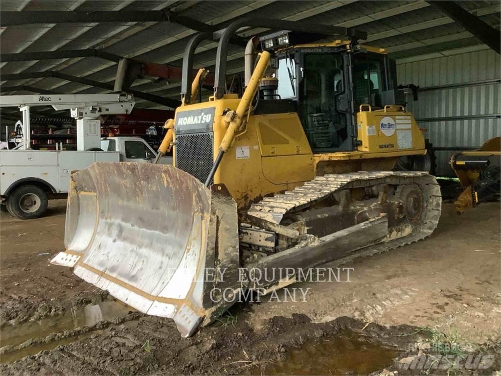 Komatsu D65EX17 履带式推土机