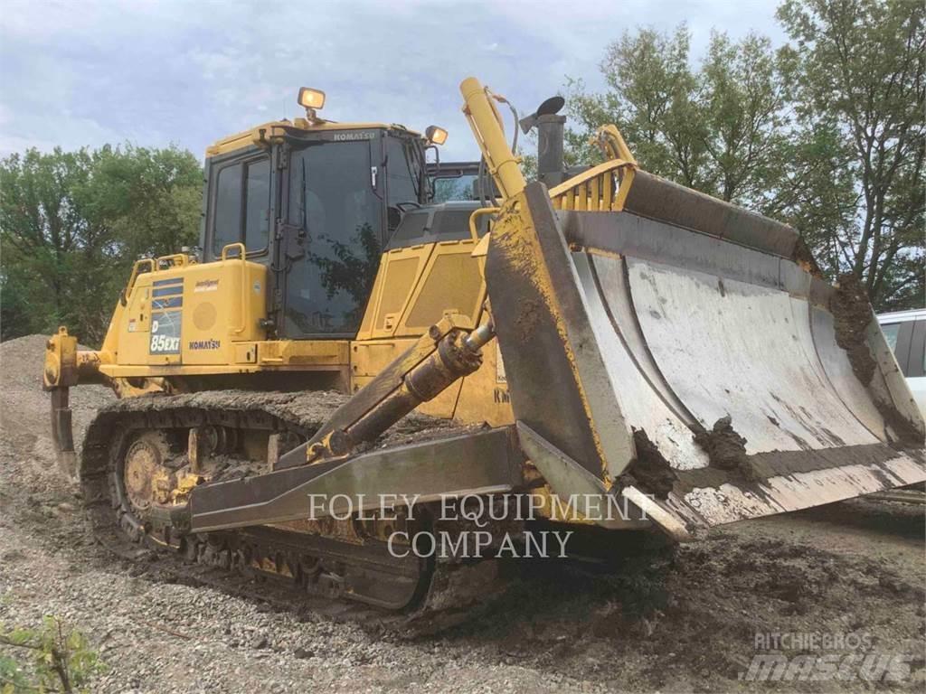 Komatsu D85EXI 履带式推土机