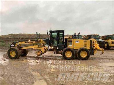 Komatsu GD655 平地机/推土机