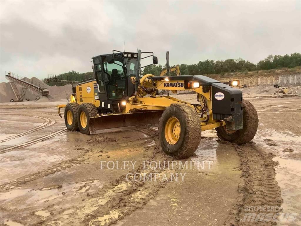 Komatsu GD655 平地机/推土机