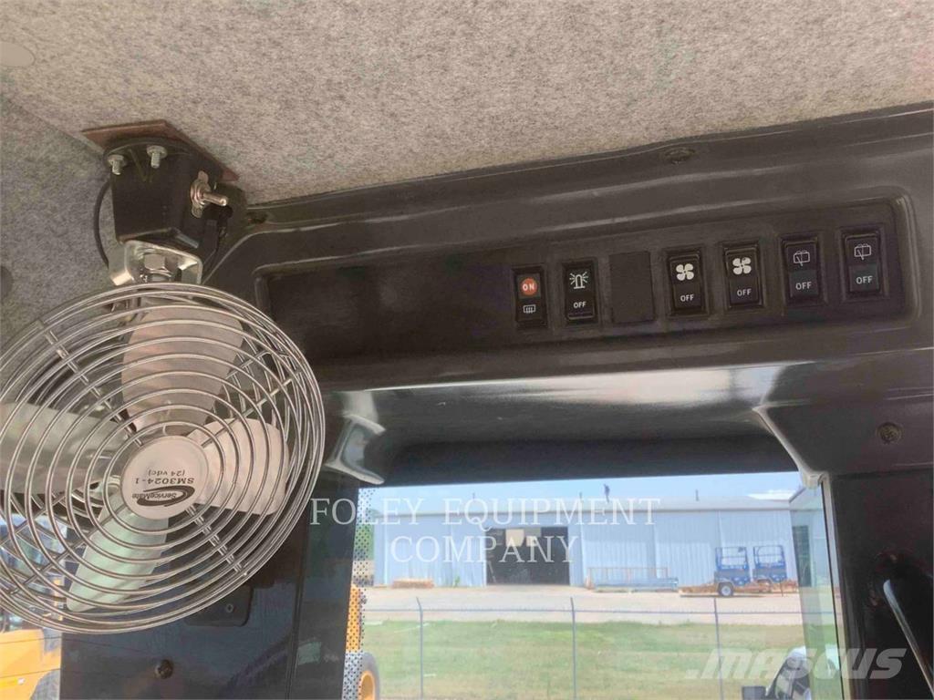 Komatsu GD655-3 平地机/推土机