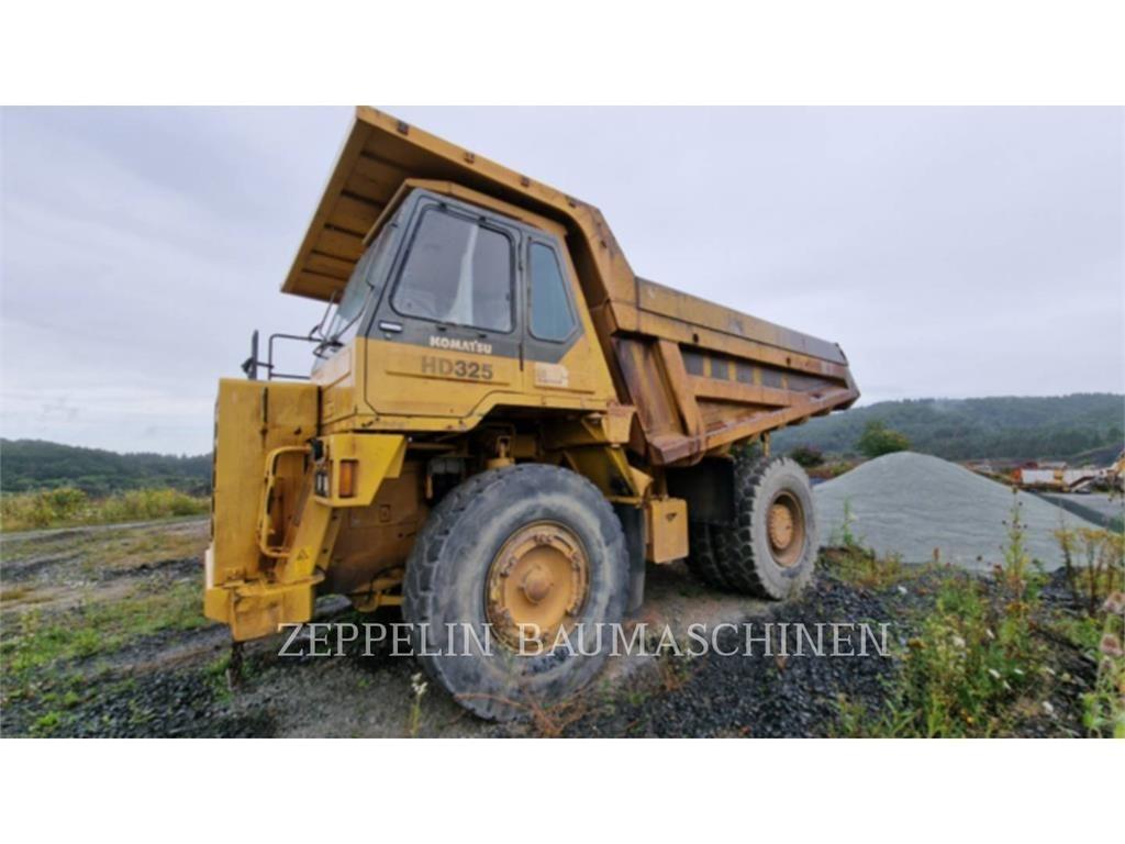 Komatsu HD325-6 铰接式自卸车