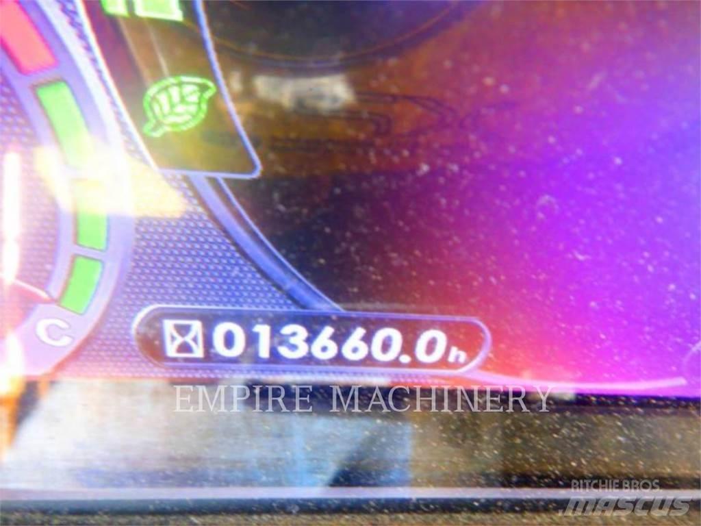 Komatsu HD785-8 铰接式自卸车