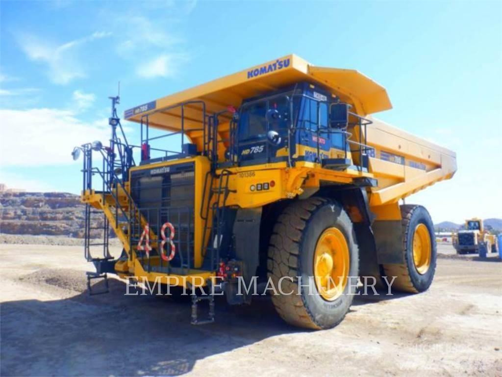 Komatsu HD785-8 铰接式自卸车
