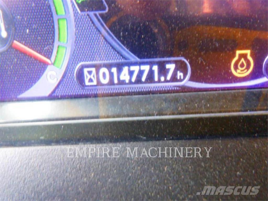 Komatsu HD785-8 铰接式自卸车