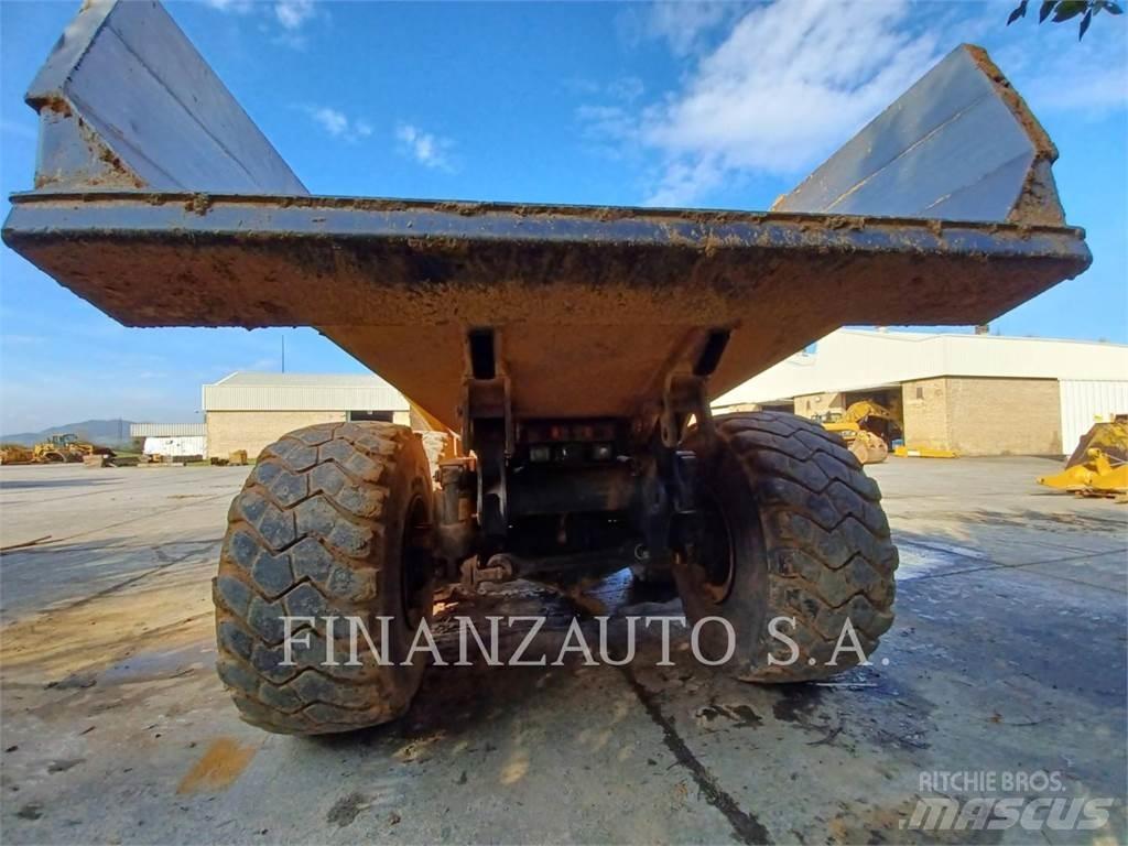 Komatsu HM400-2 铰接式自卸车