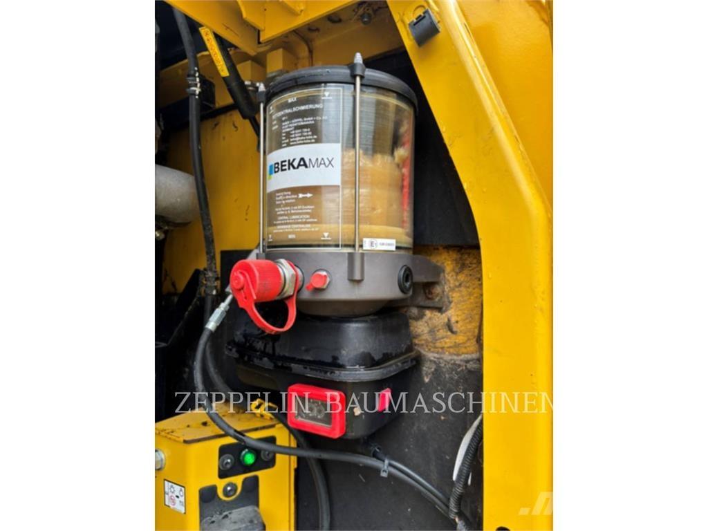 Komatsu PC170 履带挖掘机