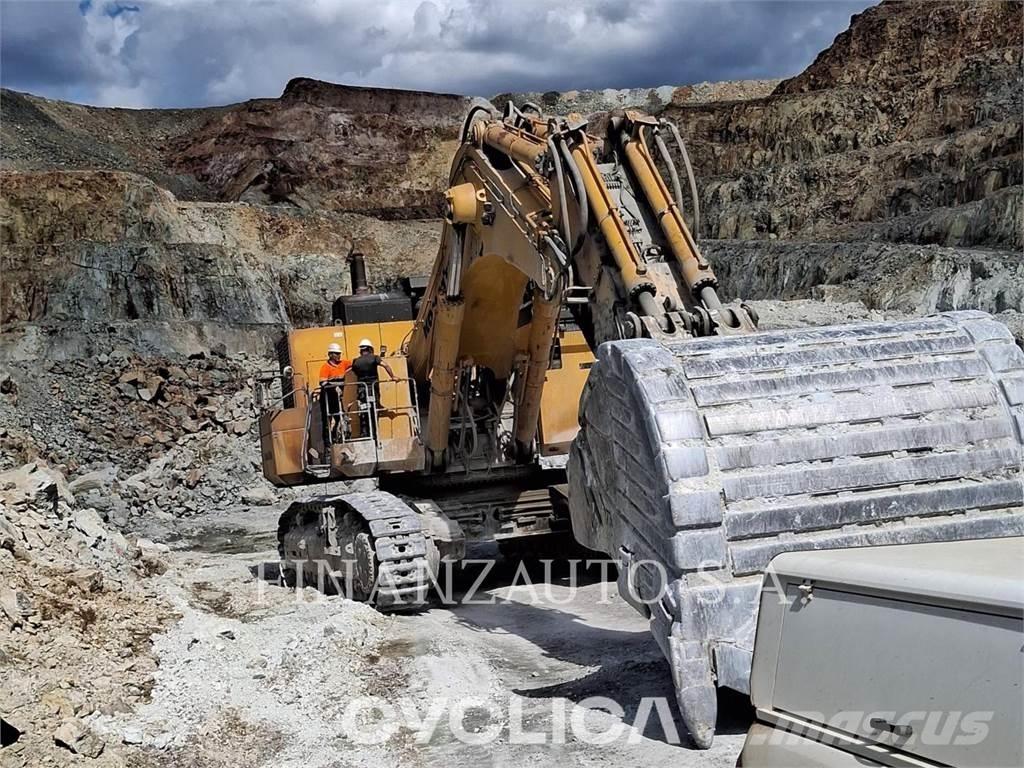 Komatsu PC2000-11 履带挖掘机