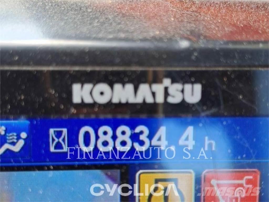Komatsu PC210 履带挖掘机