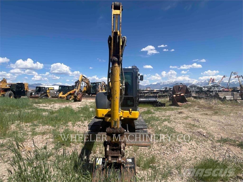Komatsu PC55MR-5 履带挖掘机