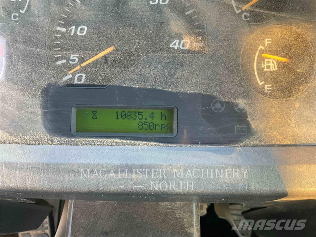 Komatsu WA430-6 轮式装载机