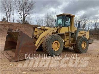 Komatsu WA500 轮式装载机