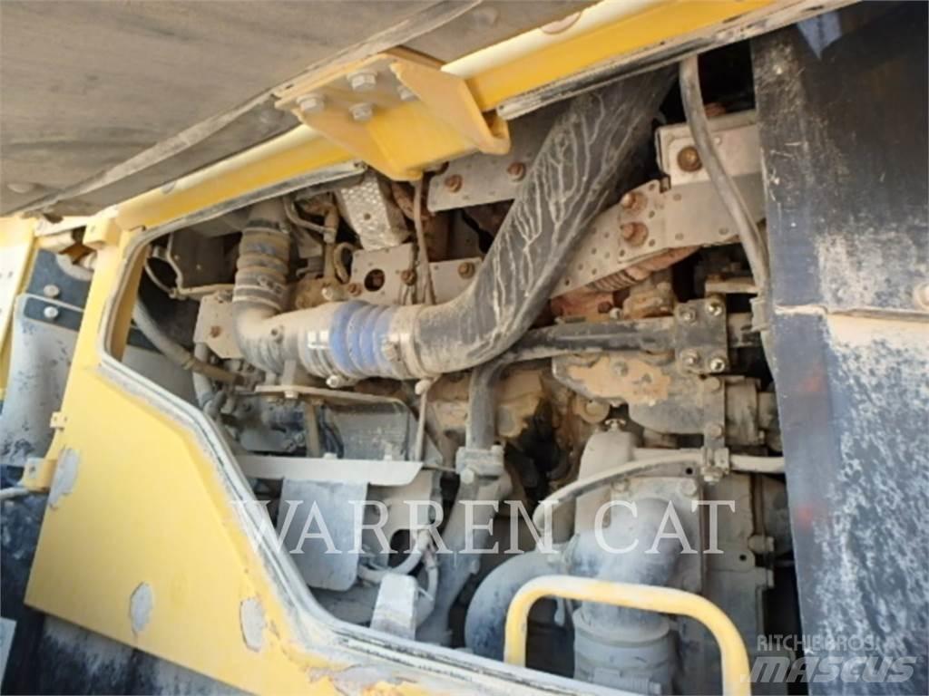 Komatsu WA500-7 轮式装载机