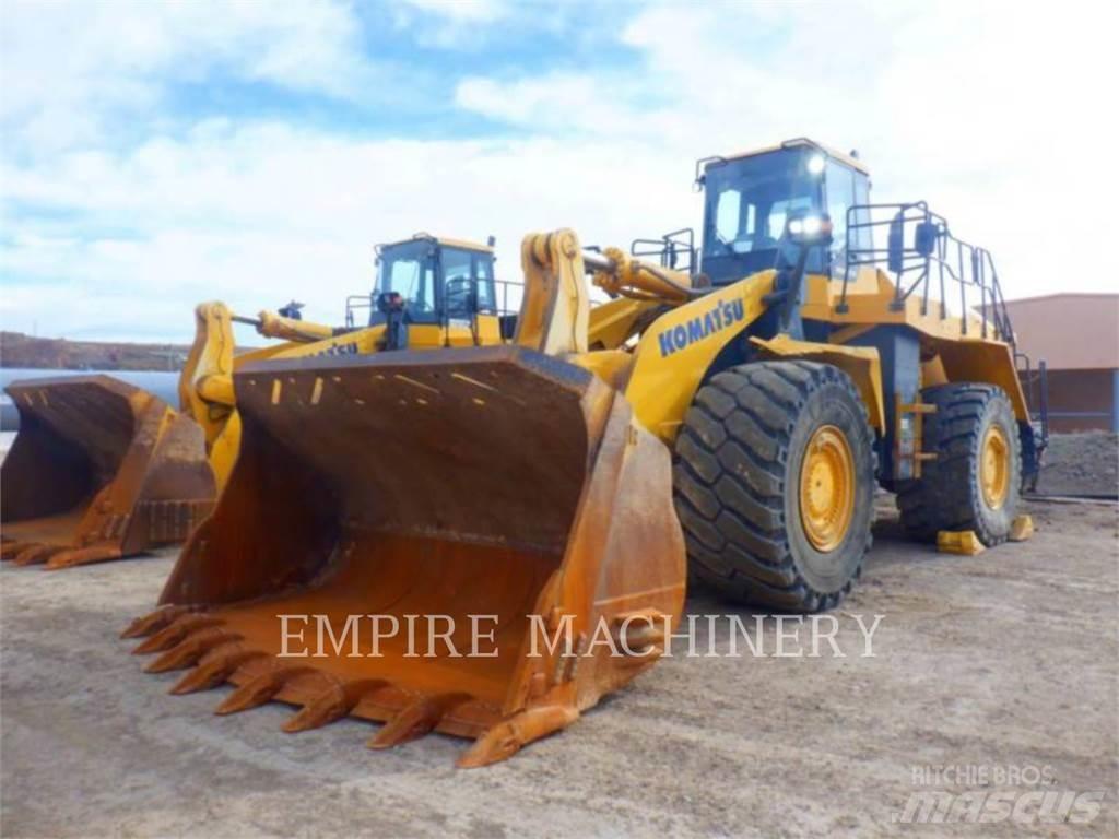 Komatsu WA600-8 轮式装载机