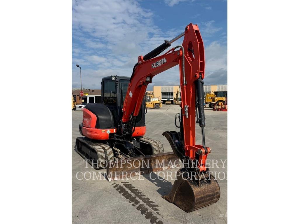 Kubota KX057-4 小型挖掘机