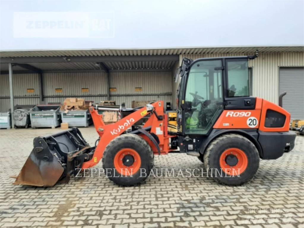 Kubota R090 轮式装载机
