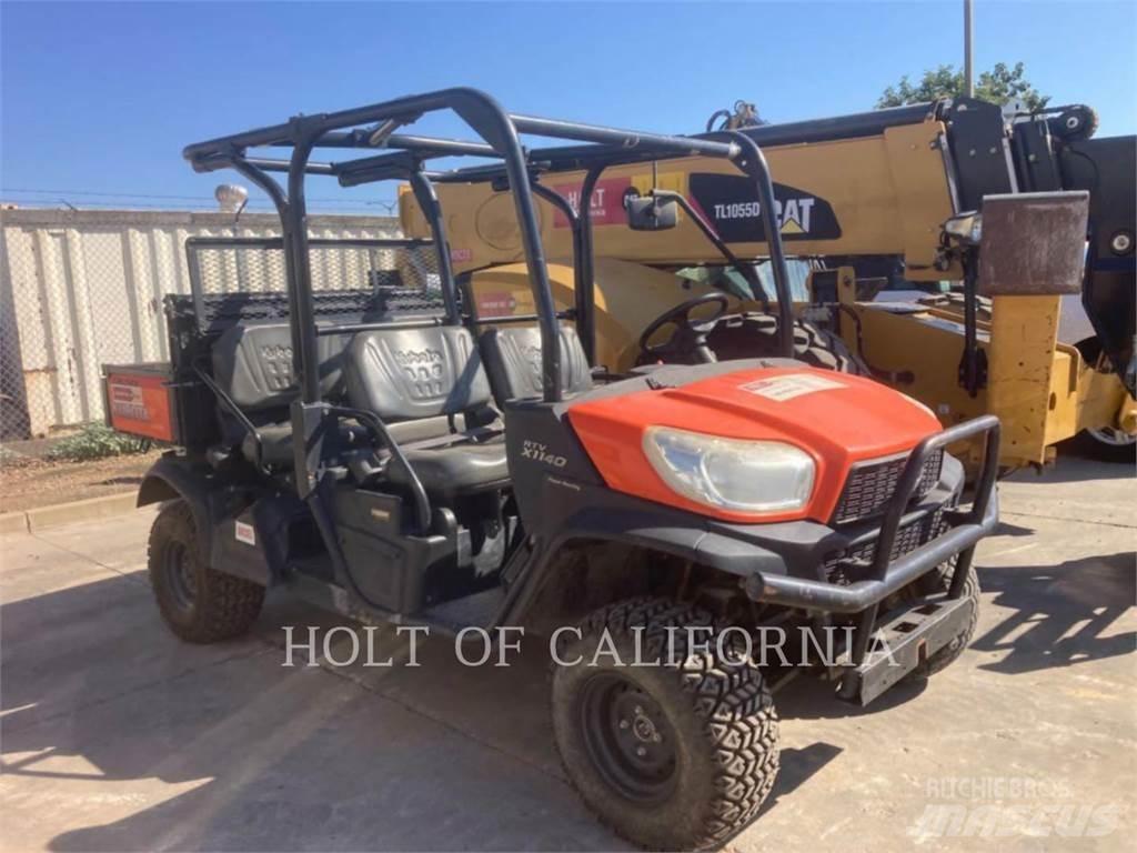 Kubota RTV1140 高尔夫球车
