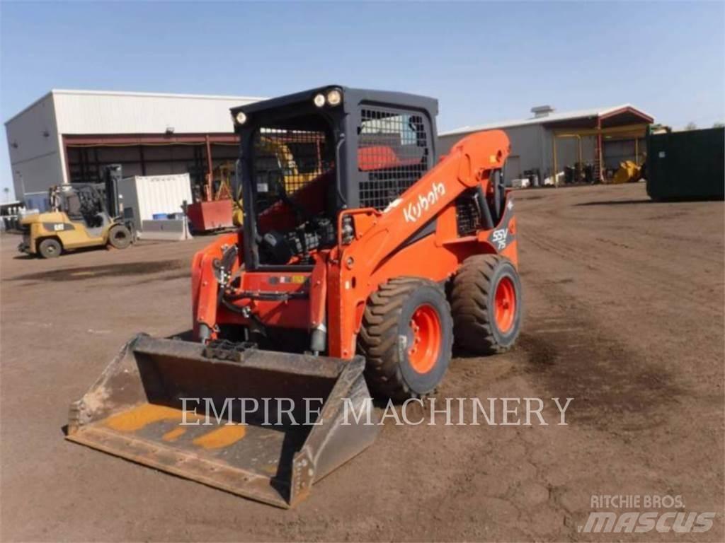 Kubota SSV75 滑移装载机