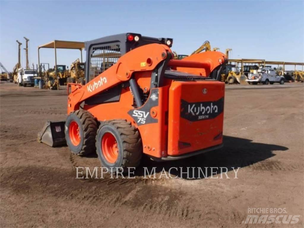 Kubota SSV75 滑移装载机