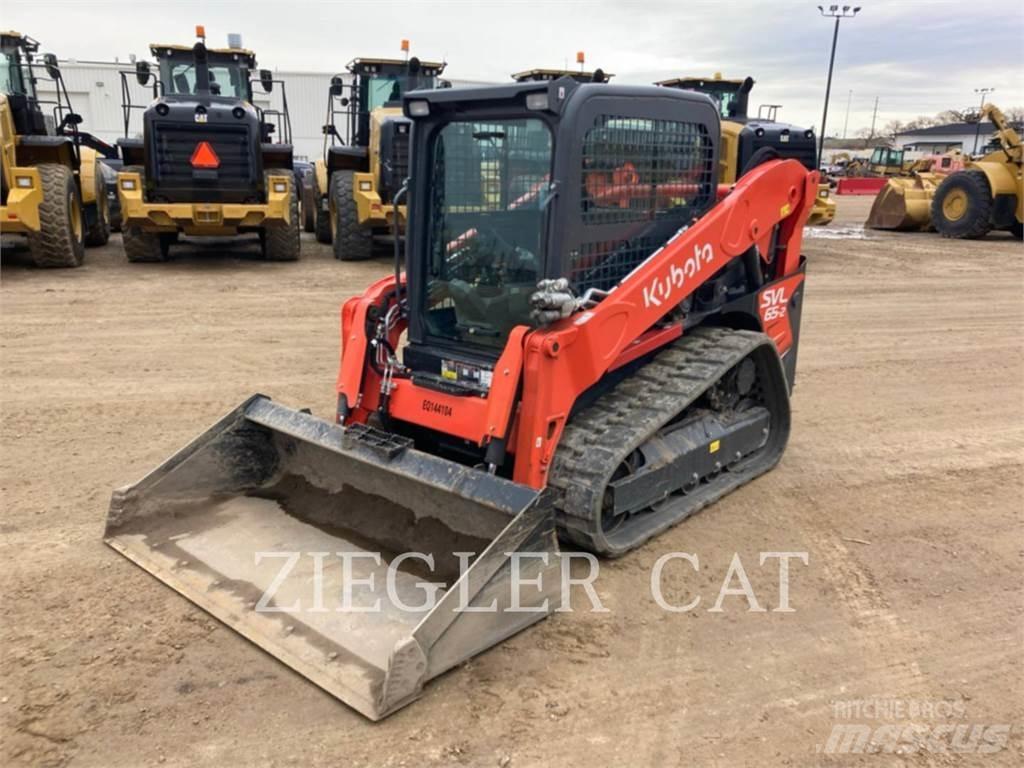Kubota SVL65-2 履带式装载机