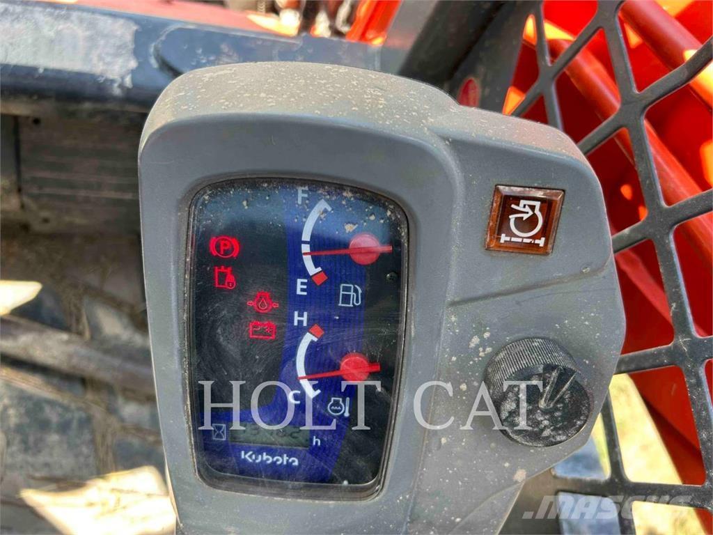 Kubota SVL75-2 履带式装载机