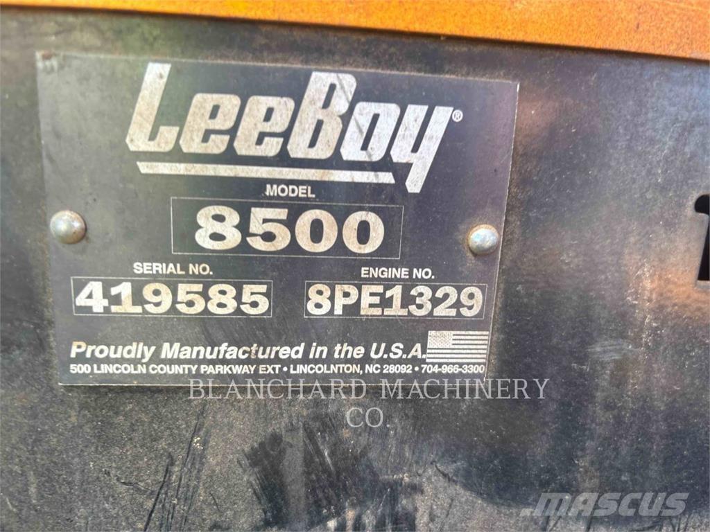 LeeBoy 8500E 沥青摊铺机